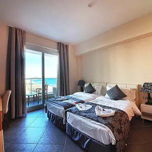Maxima Paradise Hotel