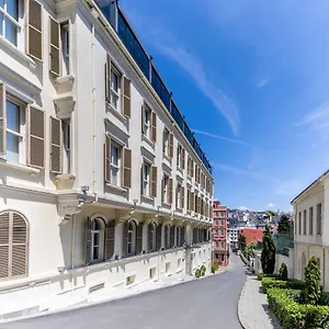 Tomtom 5* Istanbul